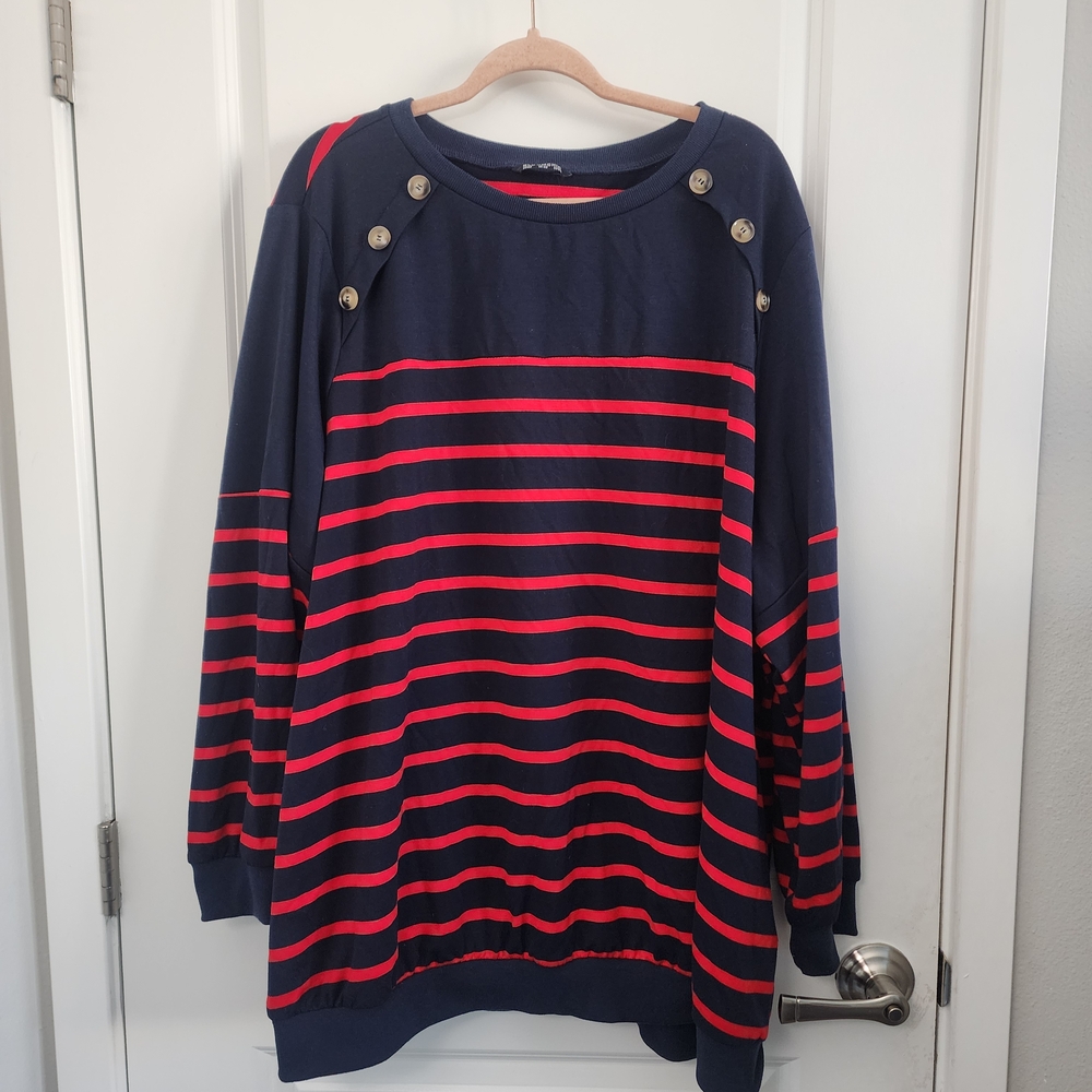 5/$30 BloomChic  Navy and Red Striped Sweater Size 28